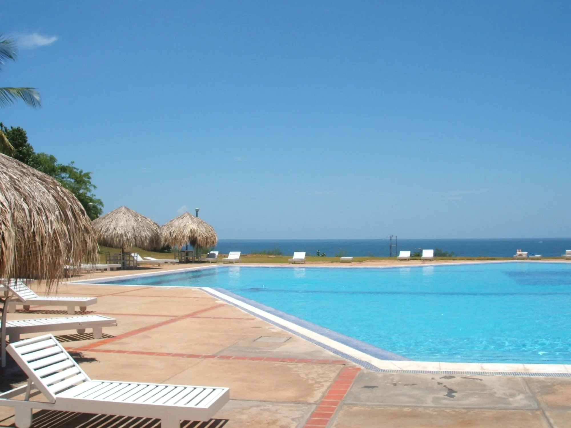 Piscina frente al mar · Refugio frente al Mar