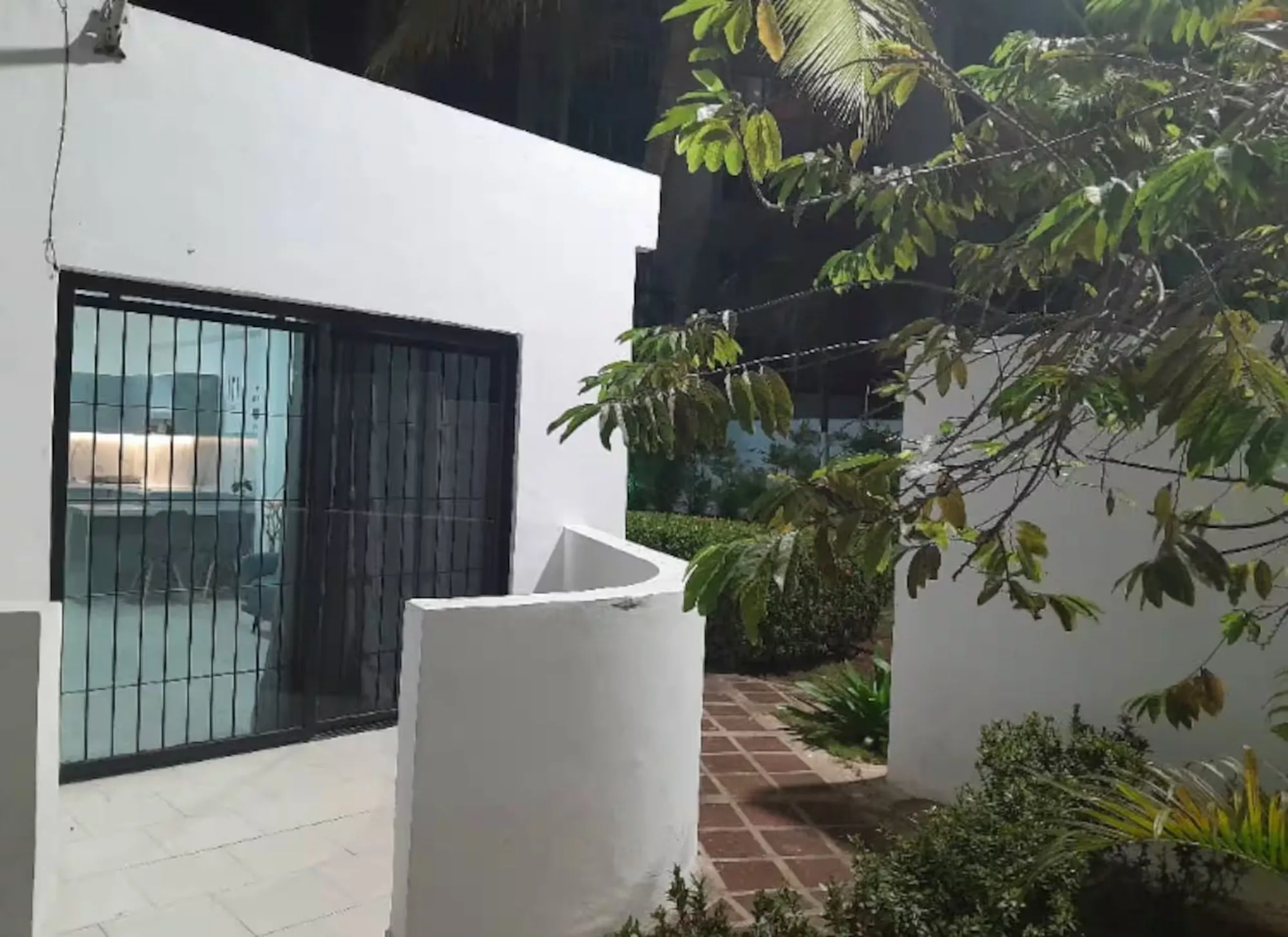 Terraza acceso · Terraza Privada, Atenea Suites
