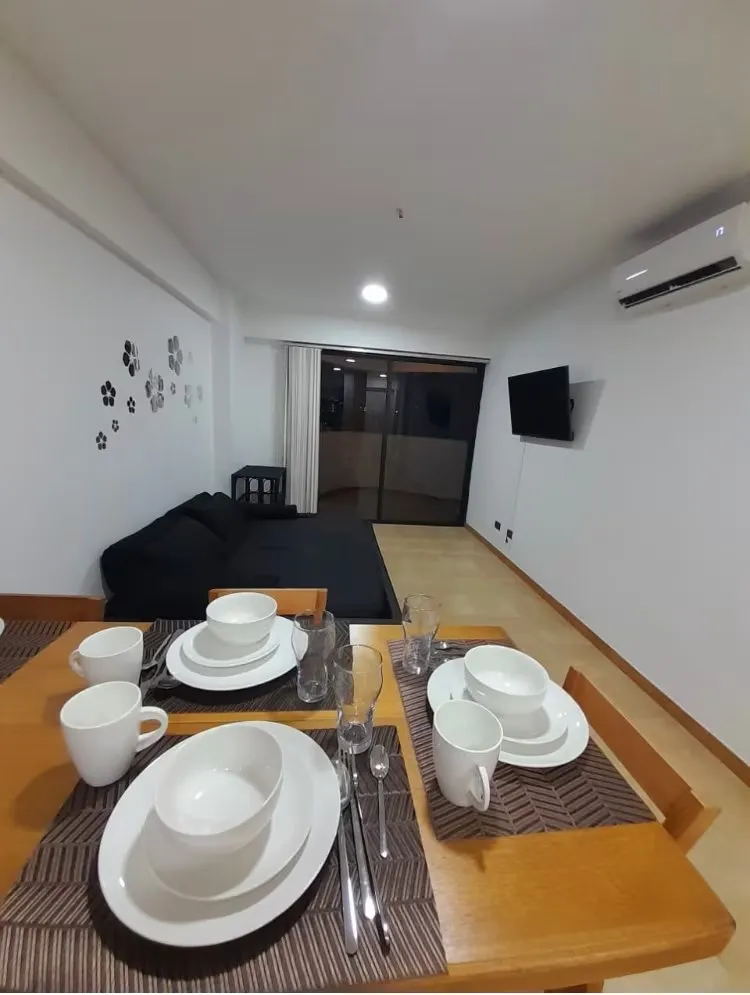 Comedor mesa · Vista al Mar, Atenea Suites