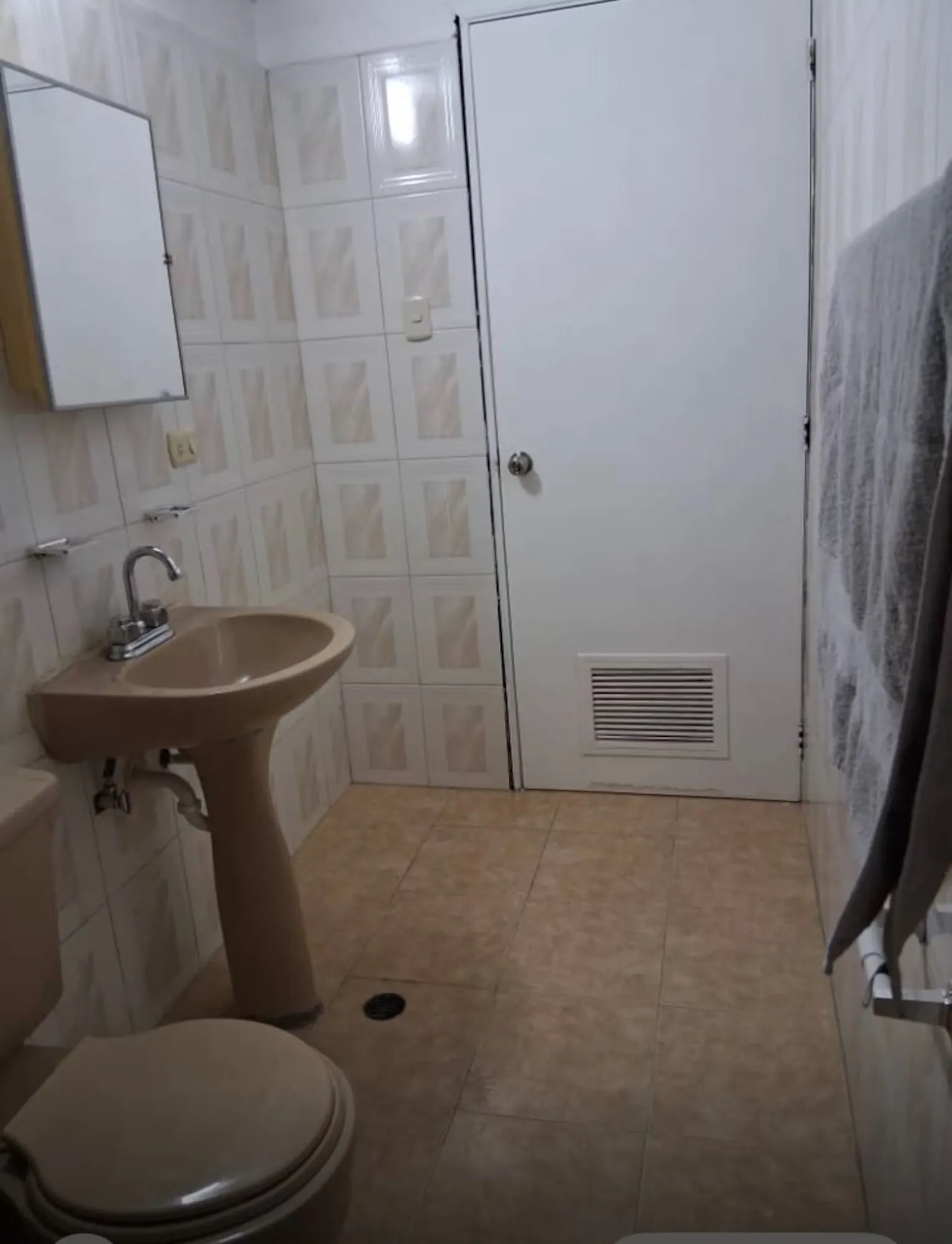 Baño · Terraza Privada, Atenea Suites