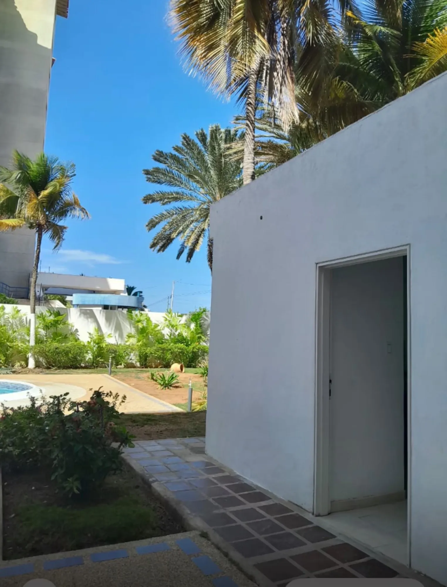 Entrada exterior · Terraza Privada, Atenea Suites