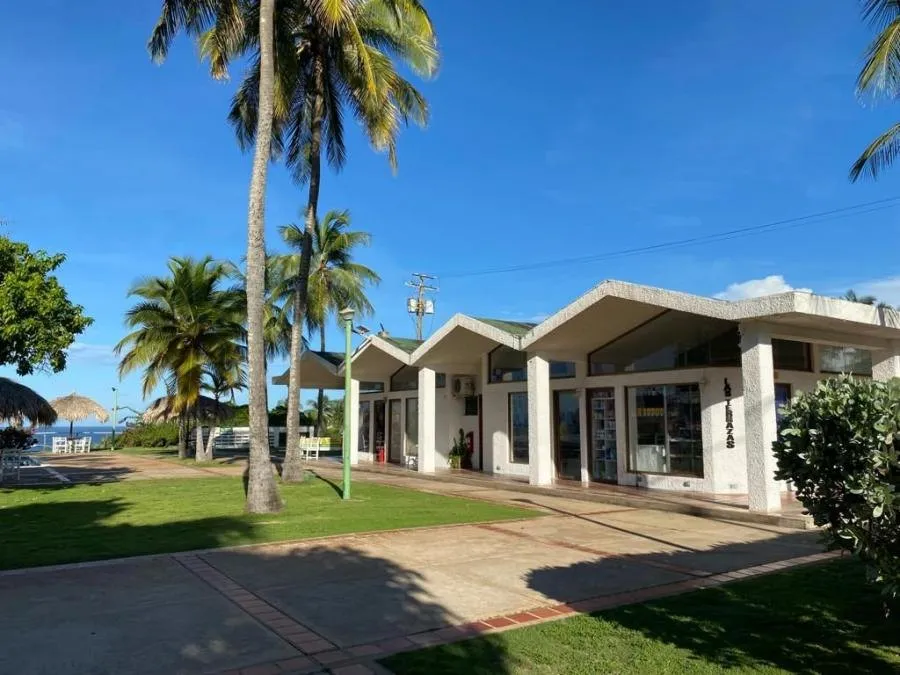 Locales bodegón · Las Terrazas de Guacuco